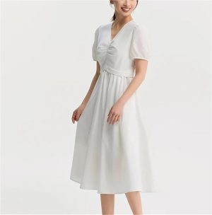 Women's Summer V Neck Puff Sleeve Midi Dress Solid Color Slim Fit Sweet Style Fashion Dresses