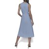 Women's Light Scoop Neck Sleeveless Midi Dress